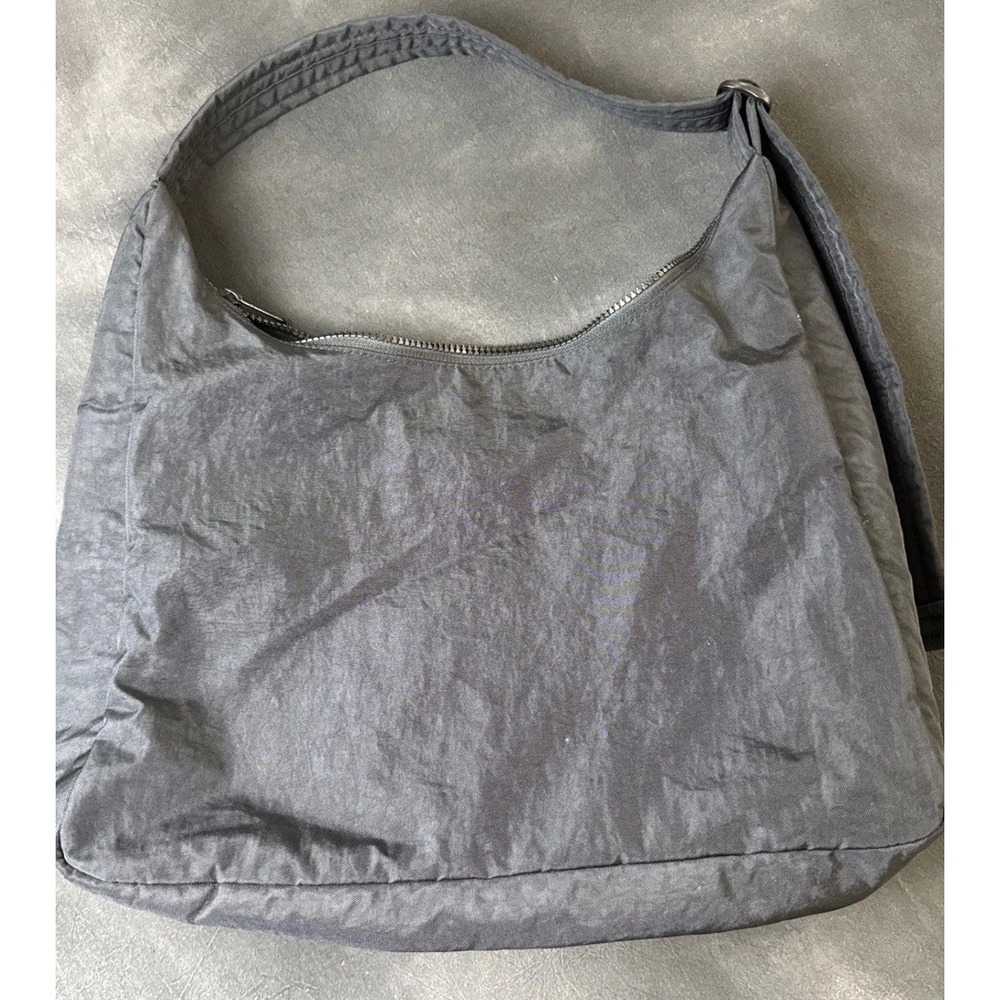 BAGGU Medium Nylon Crescent Bag Black Crossbody Hobo Shoulder Purse Minimalist